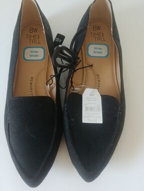 Time and Tru Women's Wide Width Black Pointed Toe Flats - Suede-Look Size 8